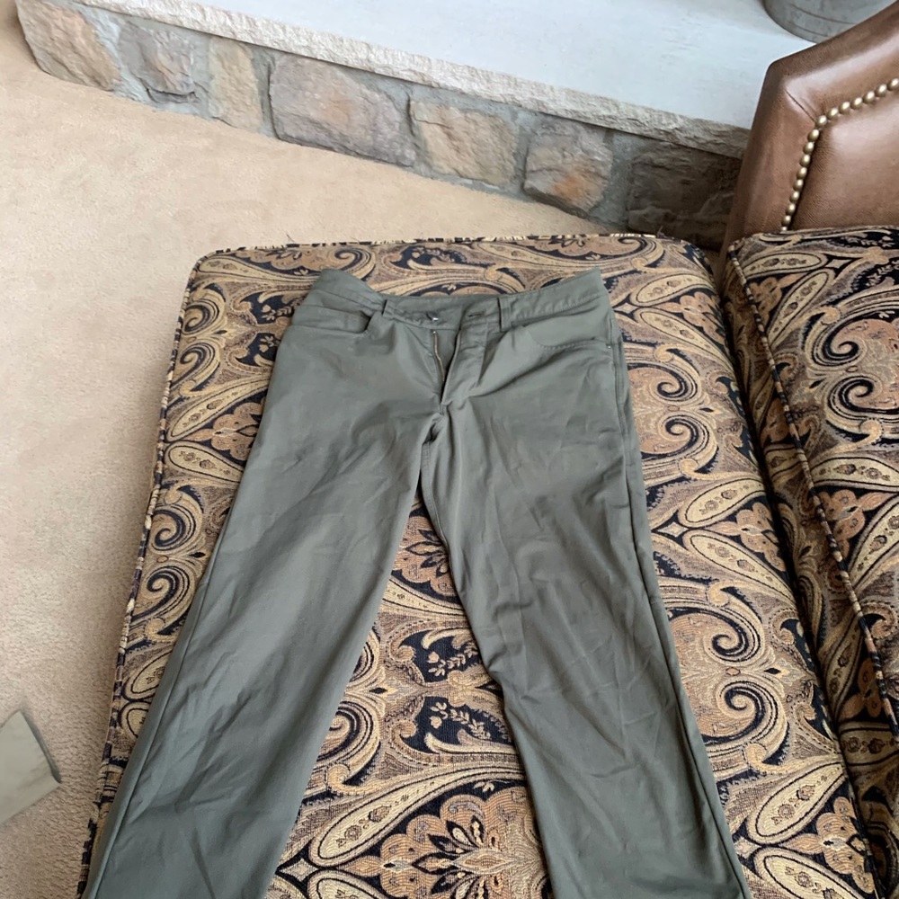 Lululemon ABC Pant Classic *Dark Olive